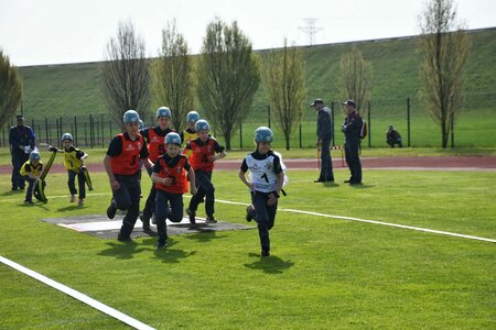 Mlade gasilke iz Zg. Tuhinja so se uvrstile na olimpijado (9)